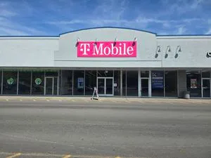 T-Mobile SR 7 & Merchant Pl