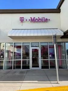 T-Mobile N Atlantic Ave & S Shepard