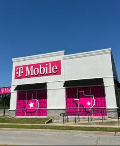 T-Mobile Texas & Lincoln