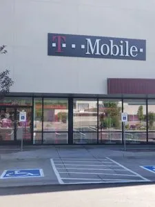 T-Mobile Southgate & Lynn