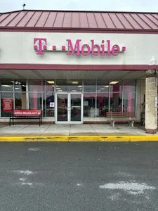T-Mobile The Shops at Prospect