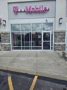 T-Mobile Henderson Rd & Dierker Rd