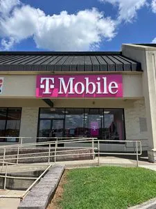 T-Mobile Commerce - Banks Crossing