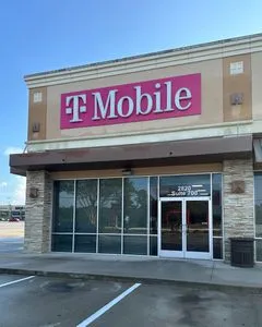 T-Mobile Conroe Marketplace