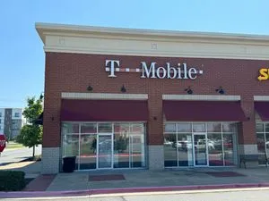 T-Mobile S Amity Rd & Dave Ward Drive