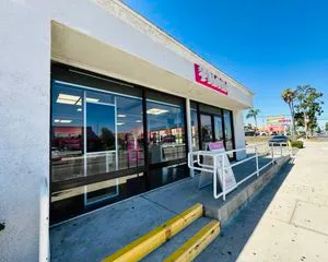 T-Mobile 6th & Smith