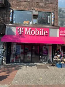 T-Mobile Junction Blvd & Roosevelt Ave