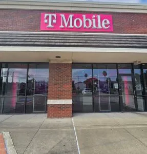 T-Mobile Huntington Square