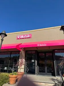 T-Mobile Corte Madera Town Center