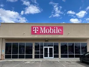 T-Mobile Main & Camino Real