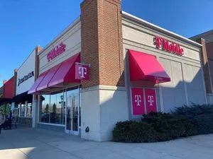 T-Mobile Crestview Hills Town Center