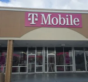T-Mobile US Highway 19 & SE 8th Terrace