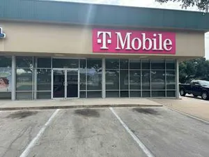 T-Mobile Wynnewood Village