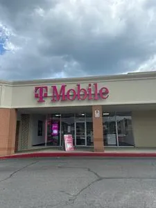 T-Mobile W Walnut Ave & S Tibbs Rd