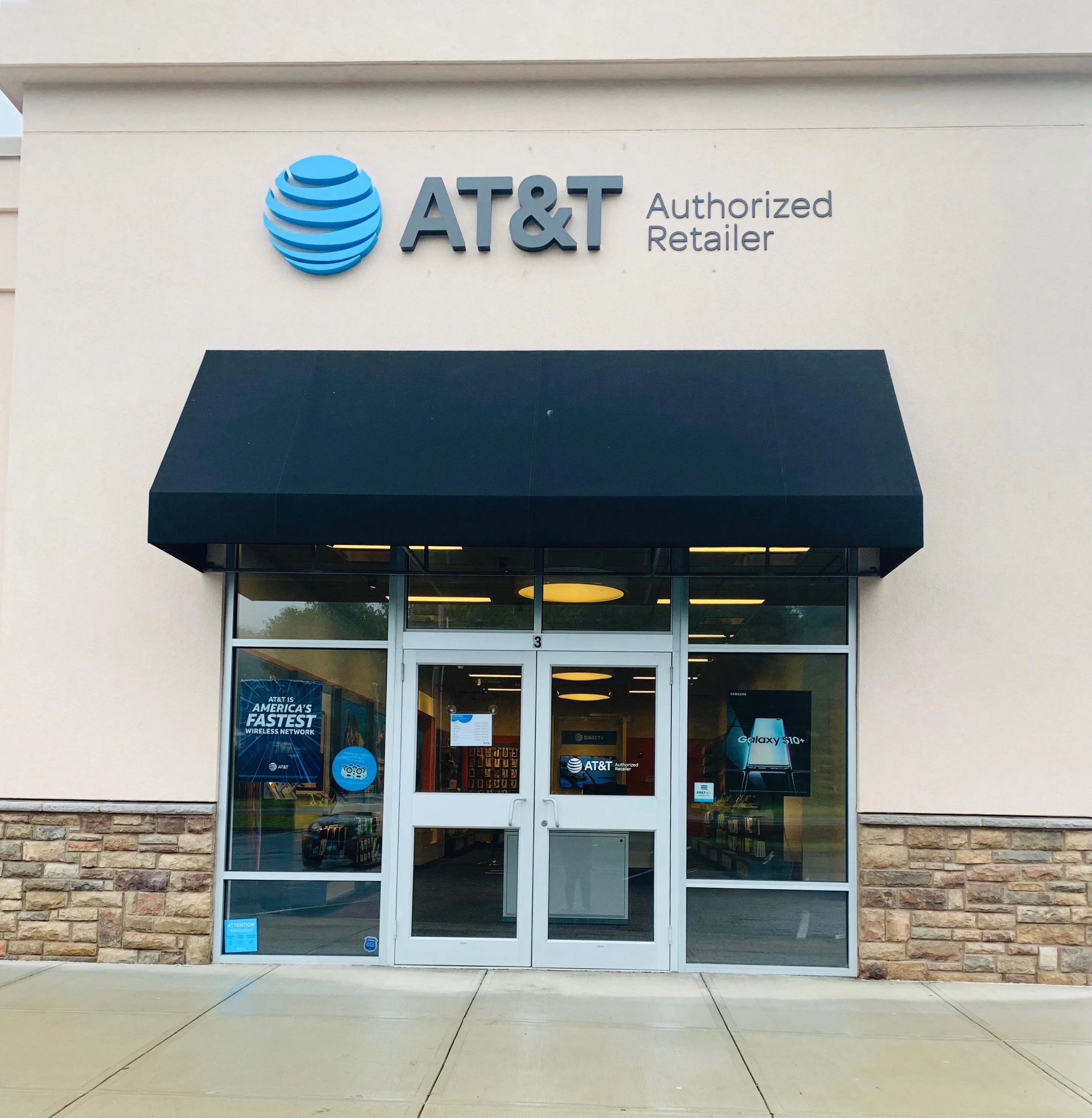 AT&T Store Derby - Pershing Dr