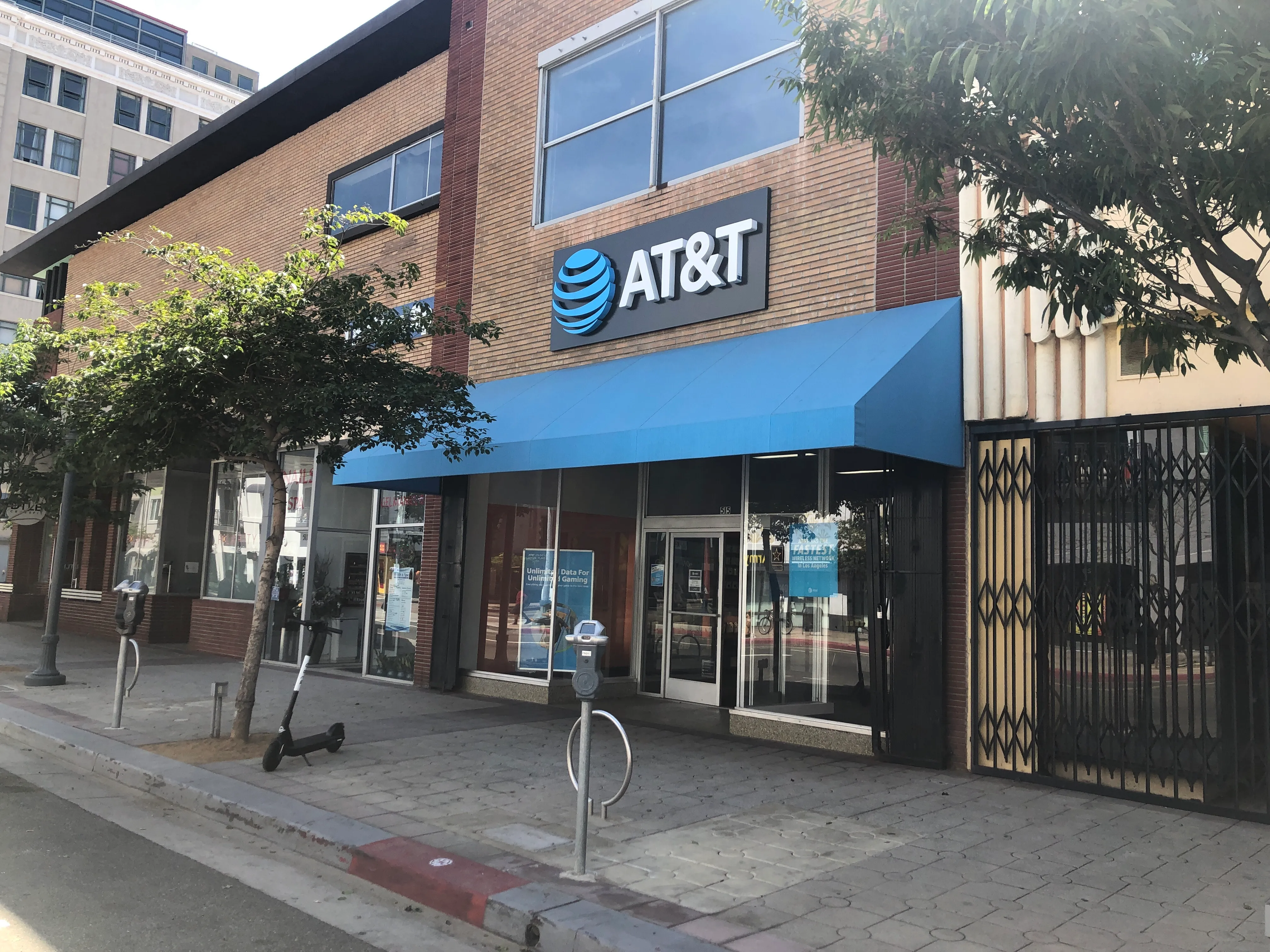 AT&T Store Long Beach - Pine Ave
