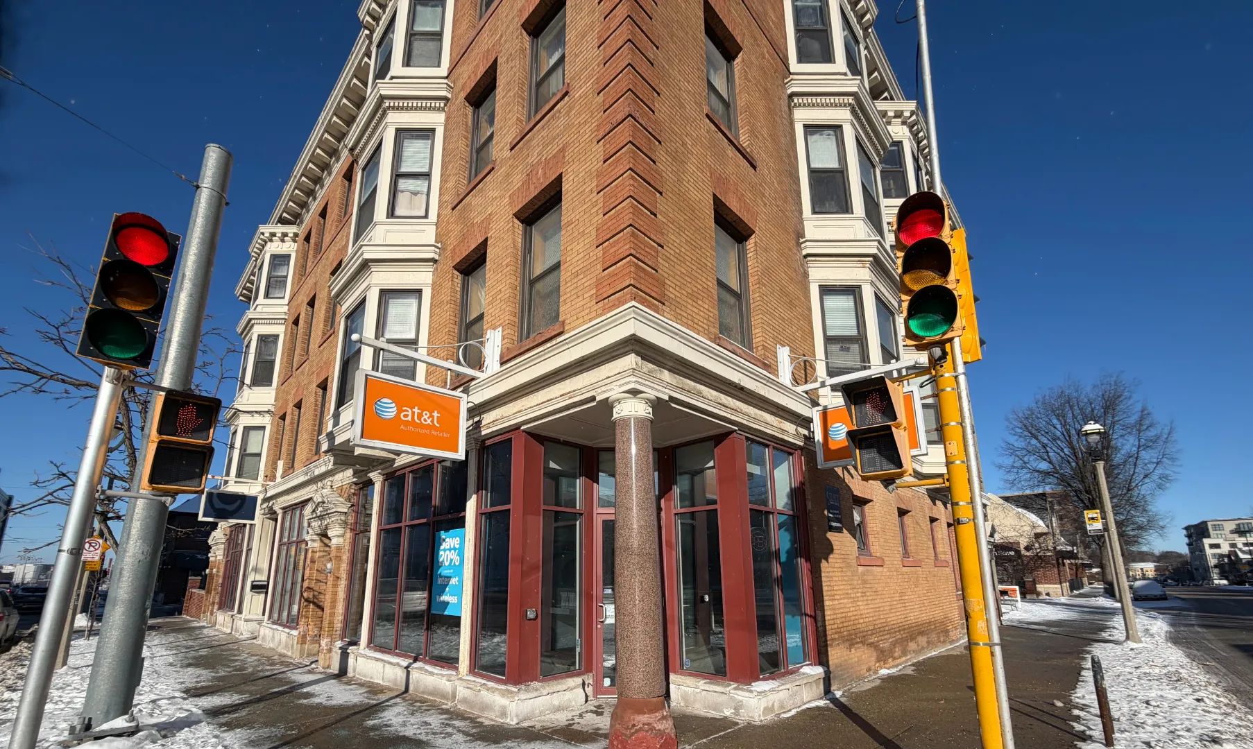AT&T Store Milwaukee - Downtown Milwaukee