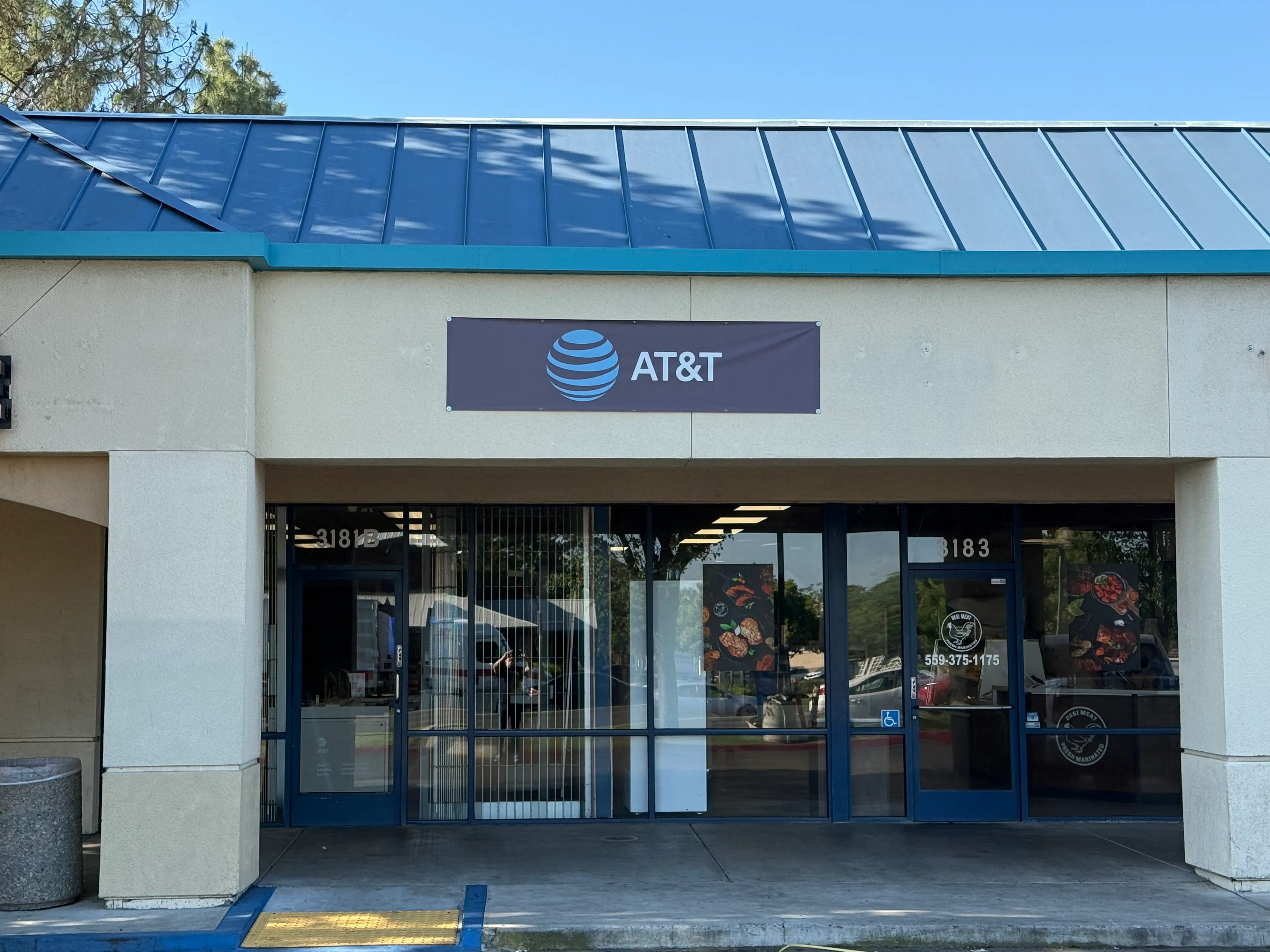 AT&T Store Fresno - W Shaw Ave