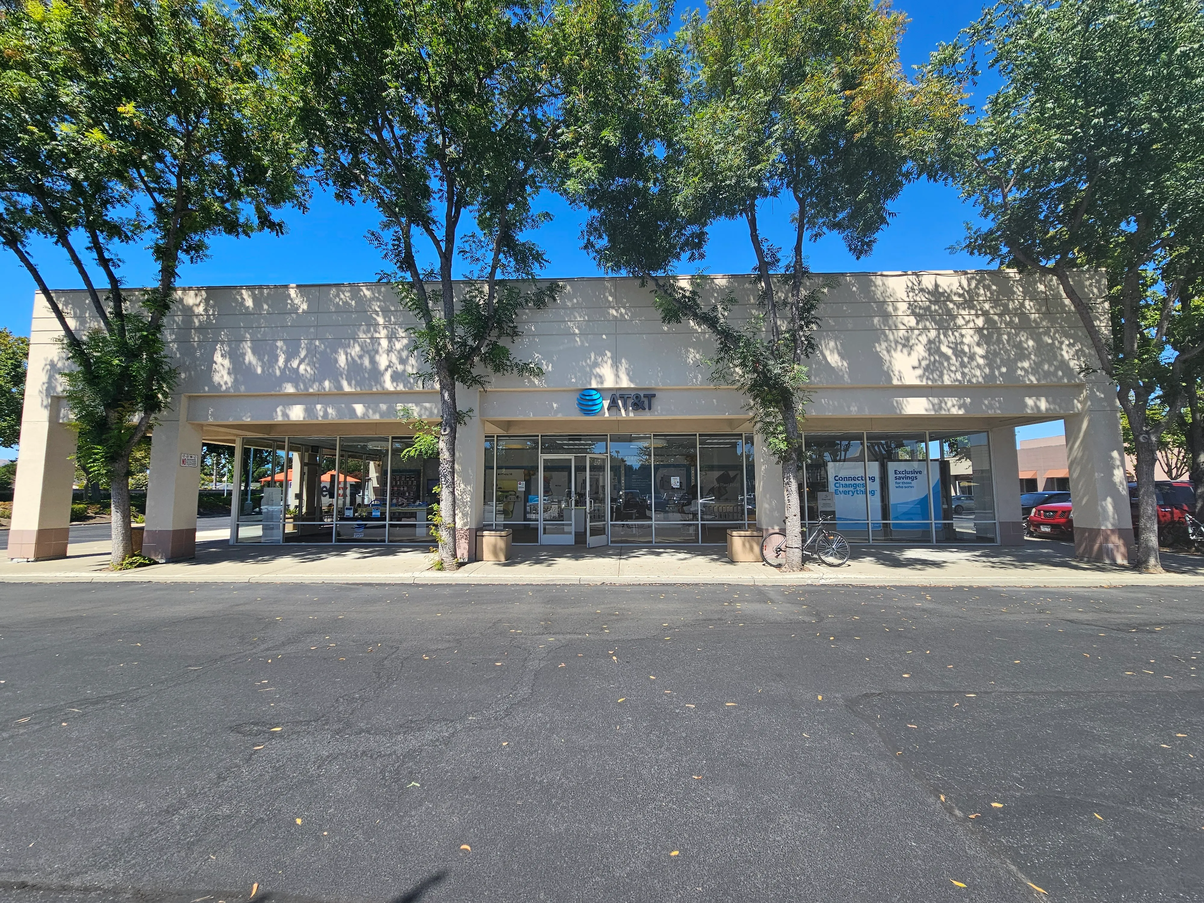 AT&T Store Pleasanton - Hopyard Rd