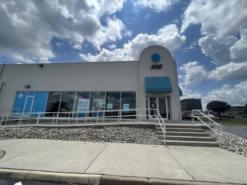 AT&T Store Manassas - Sudley Rd