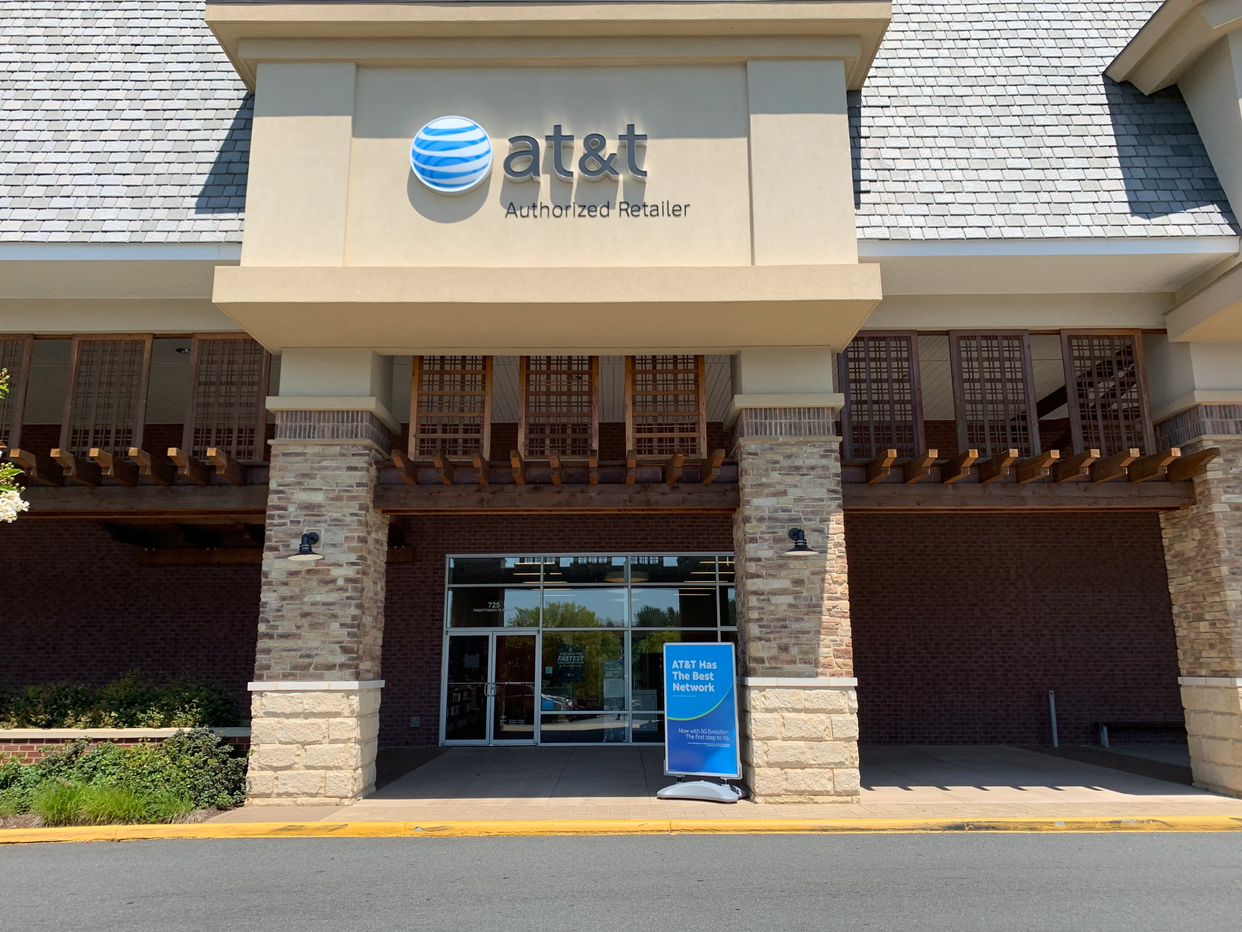 AT&T Store Charlottesville - Shoppers World