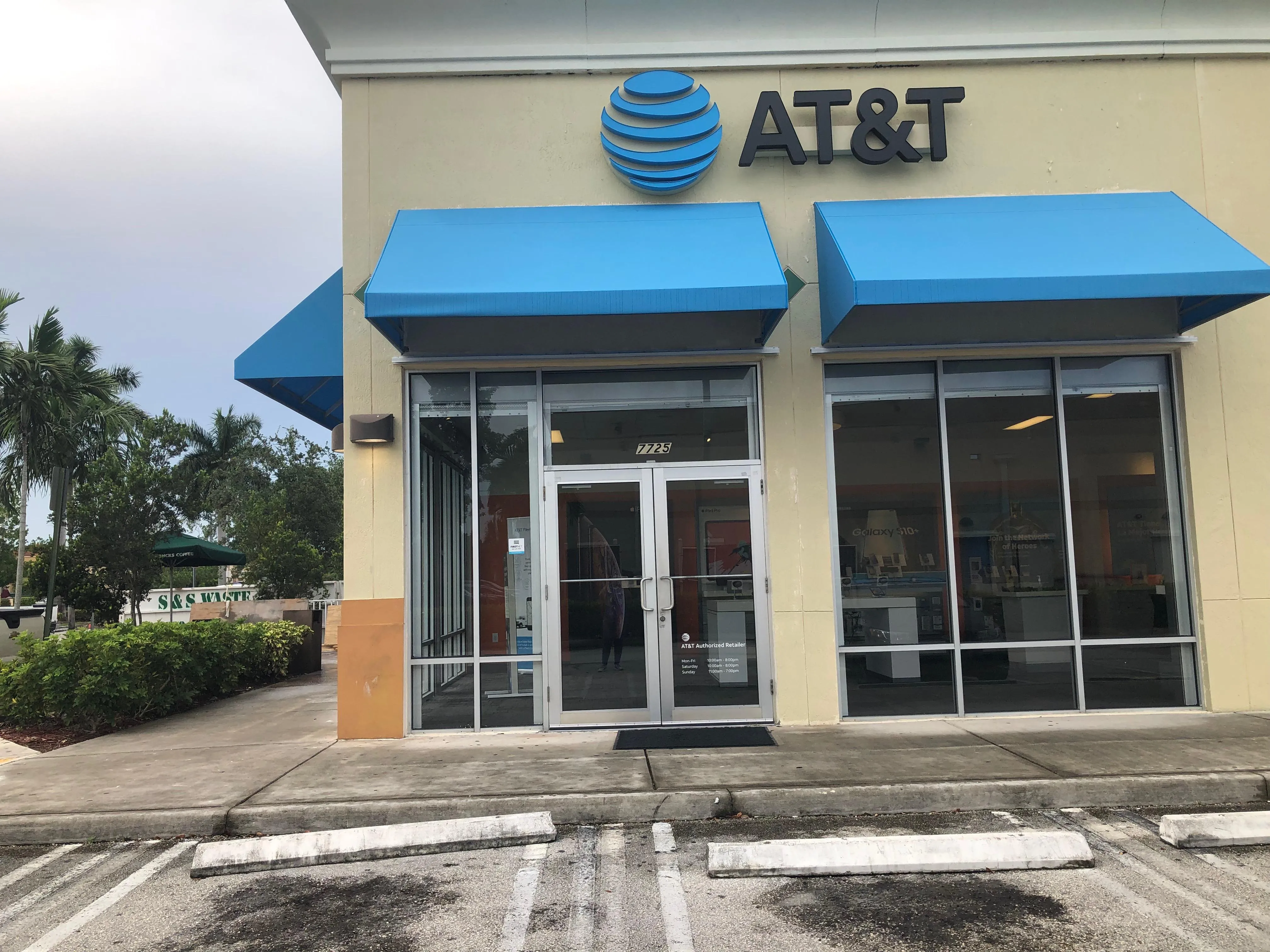 AT&T Store Hialeah - Hialeah Gardens