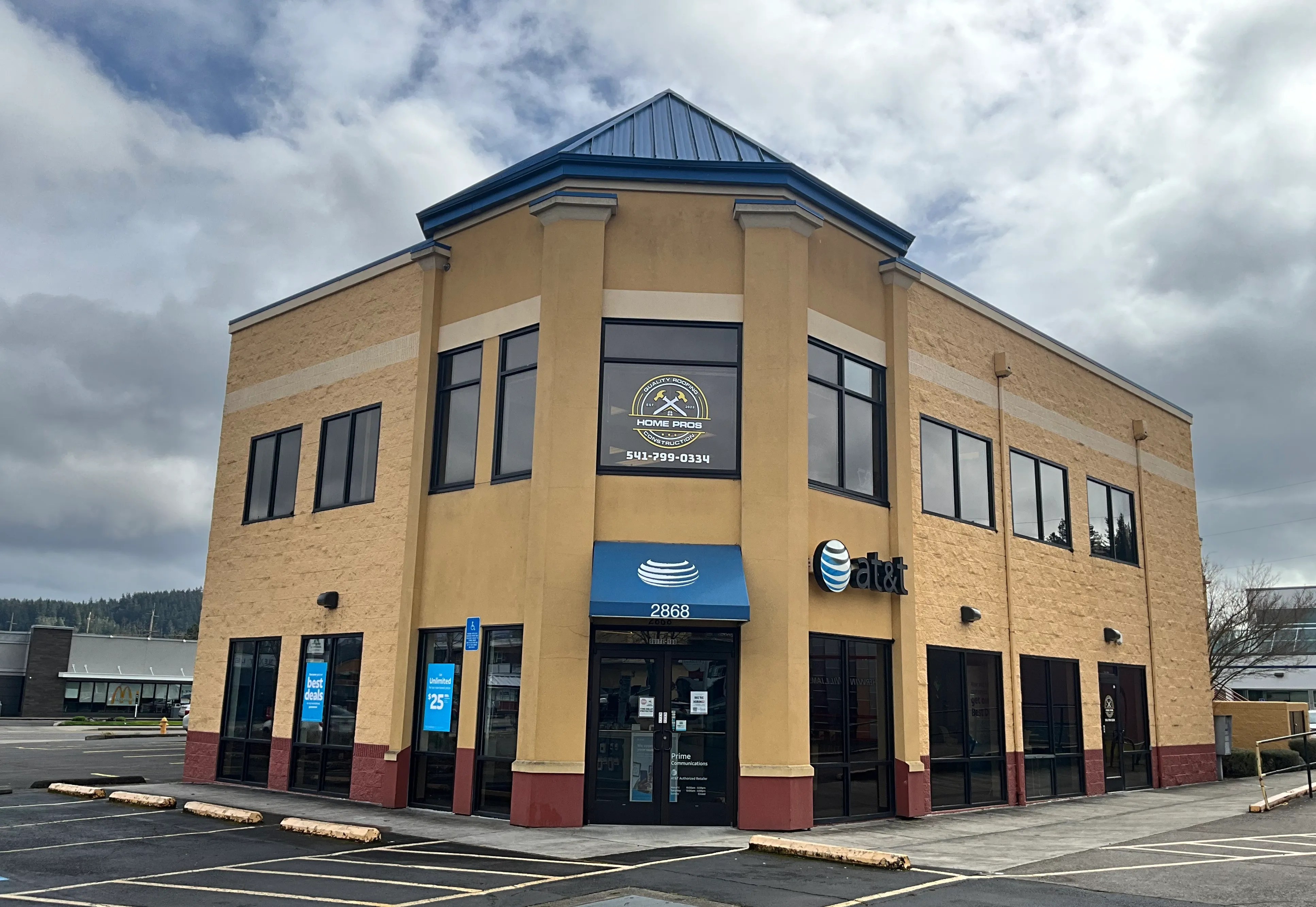 AT&T Store Eugene - College Hill