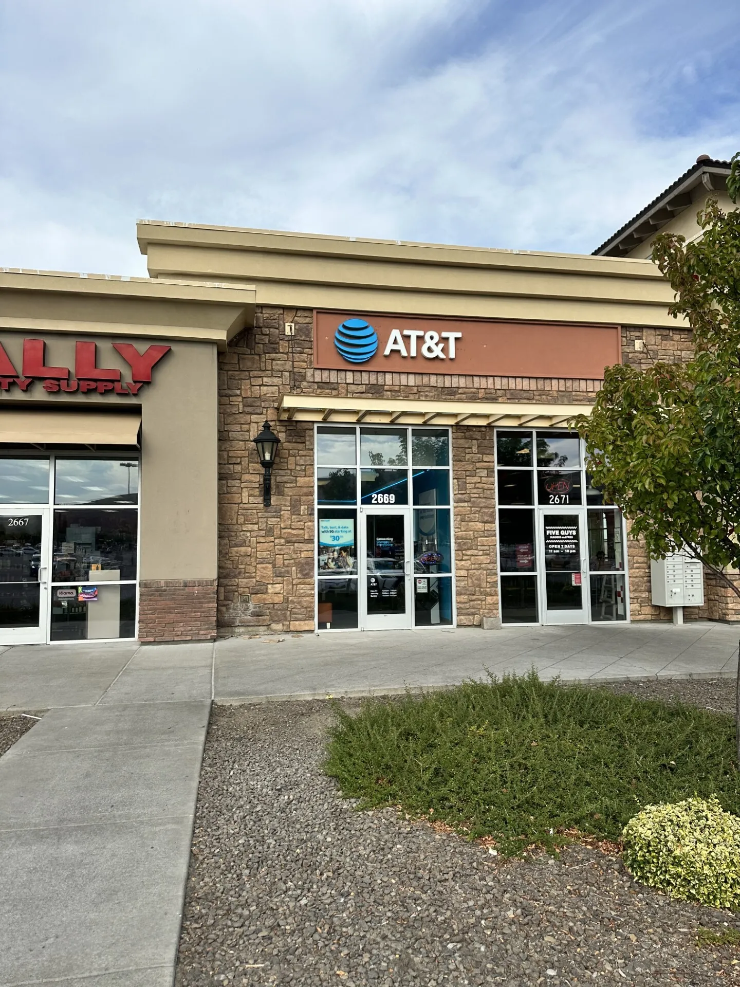 AT&T Store Richland - Vintner Square
