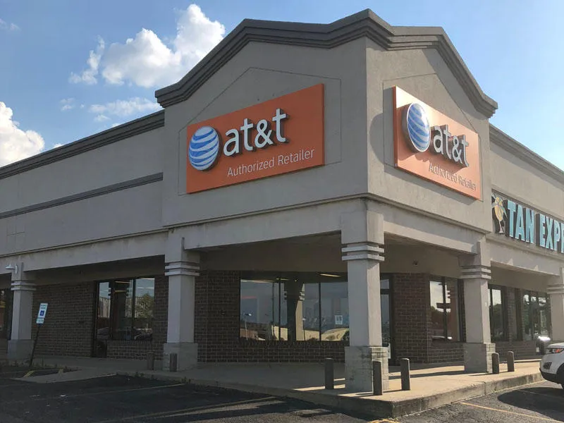 AT&T Store Charleston - West Park Plaza