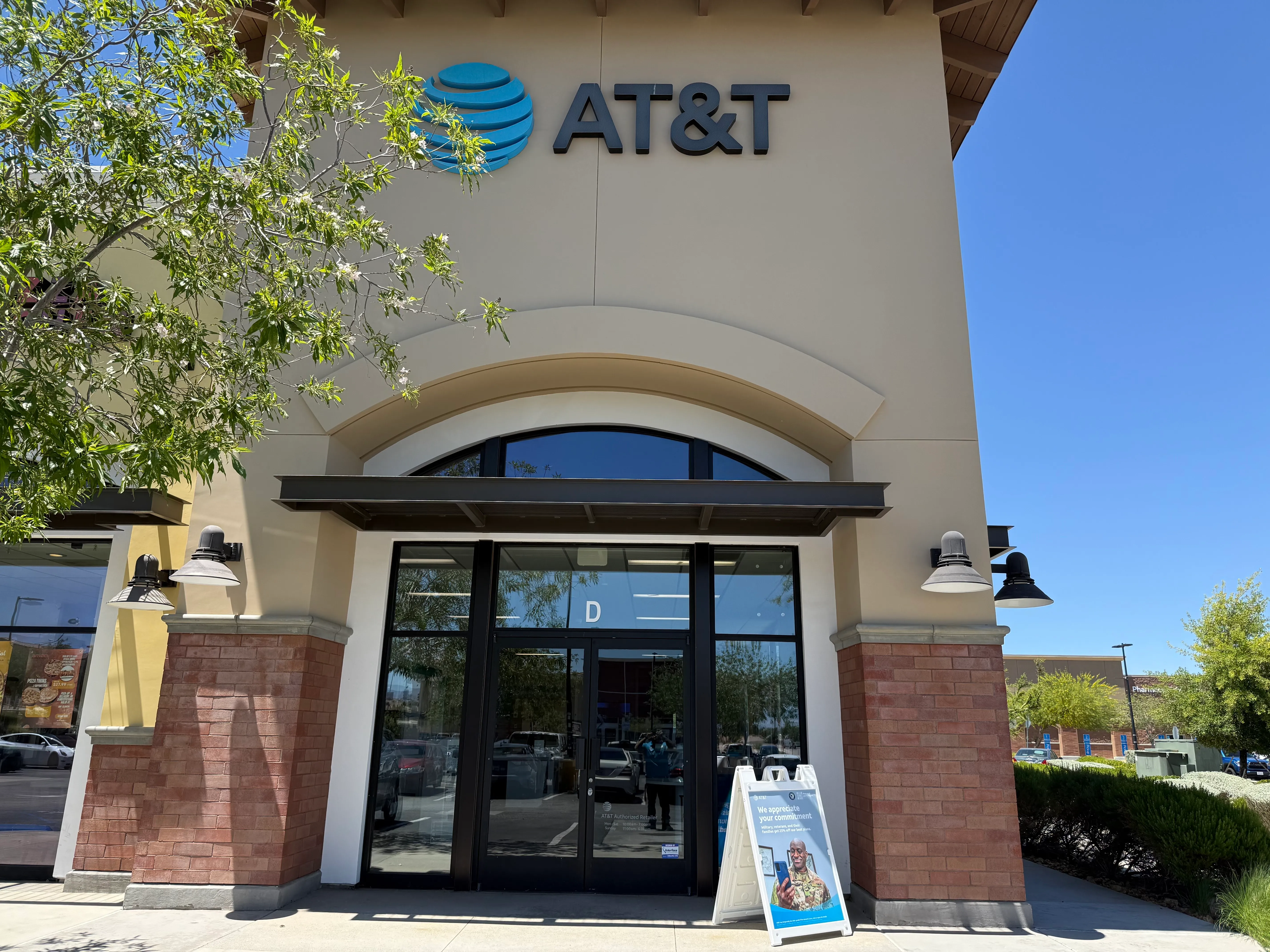 AT&T Store Palmdale - Rancho Vista Town Center