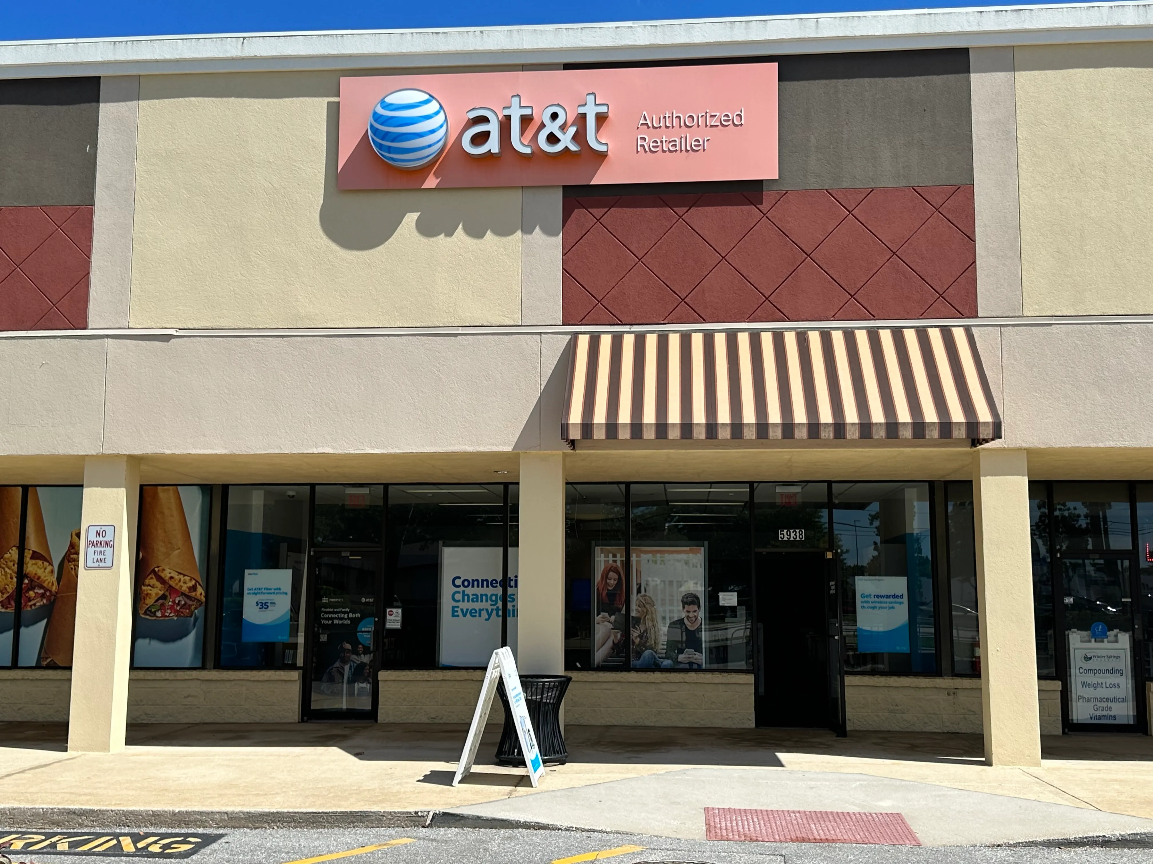 AT&T Store Winter Springs - Red Willow Plaza