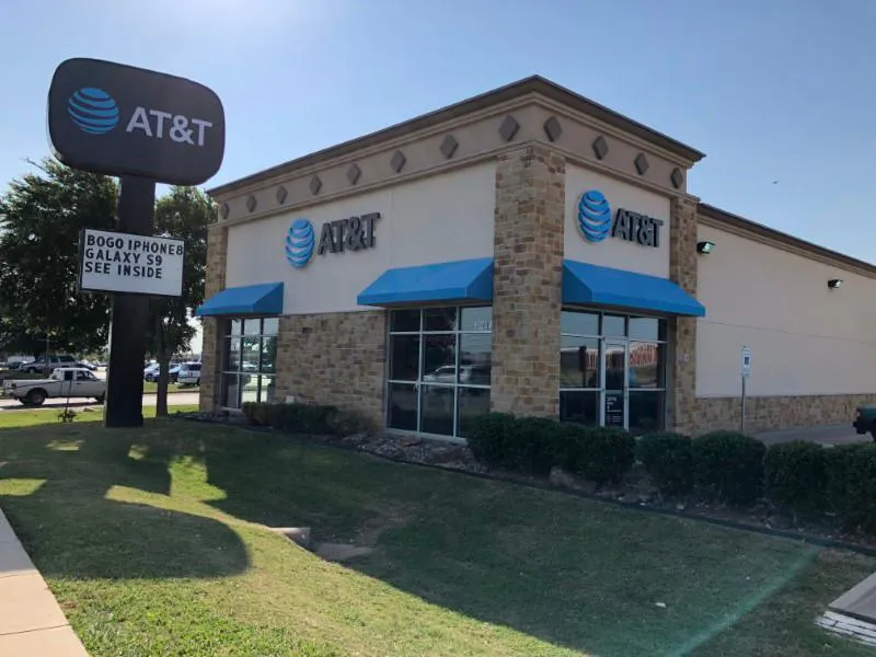 AT&T Store Cleburne - W Henderson St