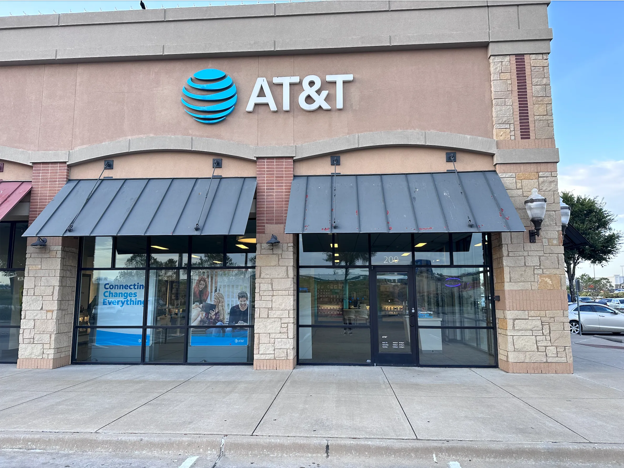 AT&T Store Forney - Shafer Plaza At Mustang Creek