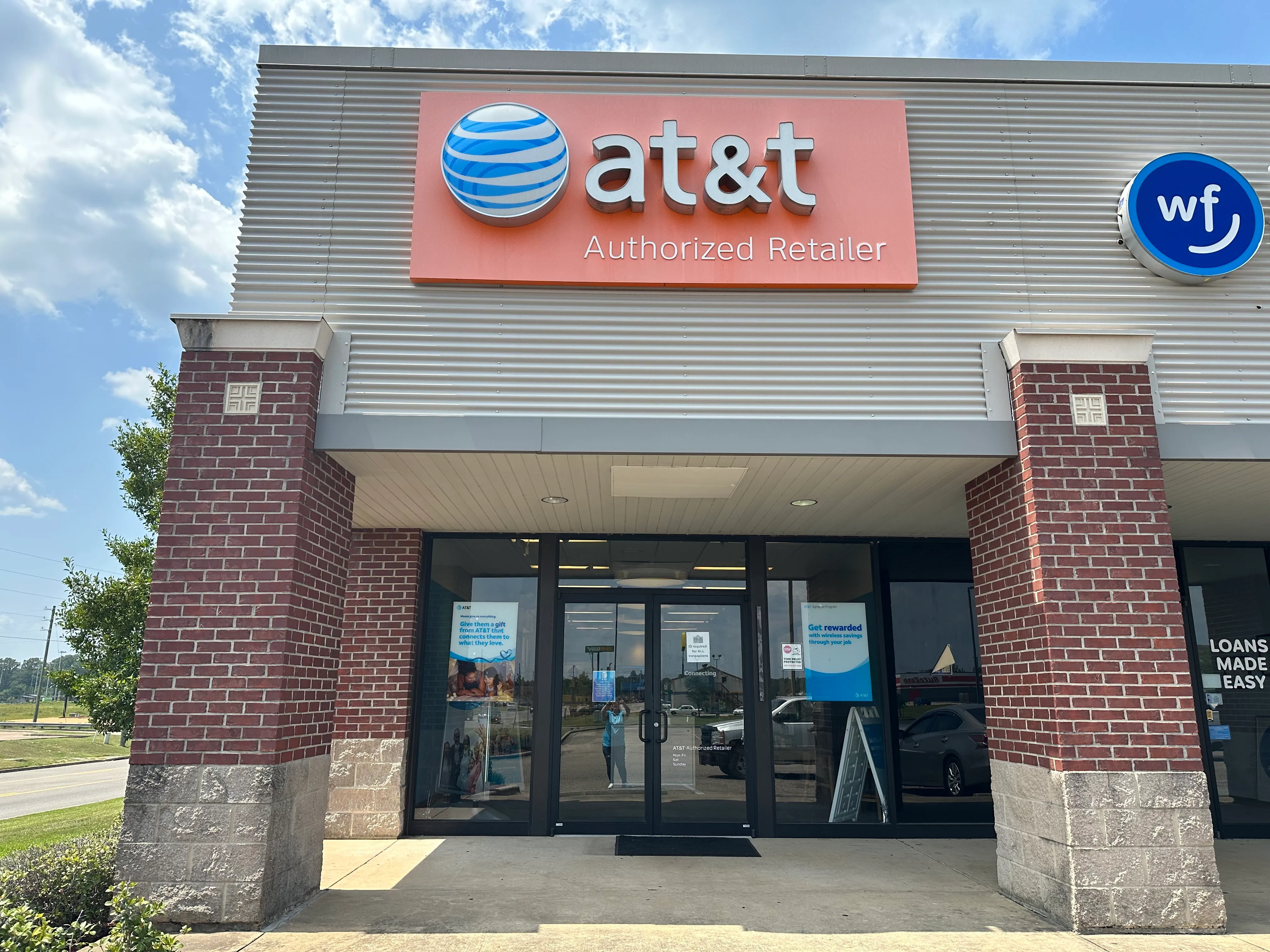 AT&T Store Columbia - Walter Payton Dr