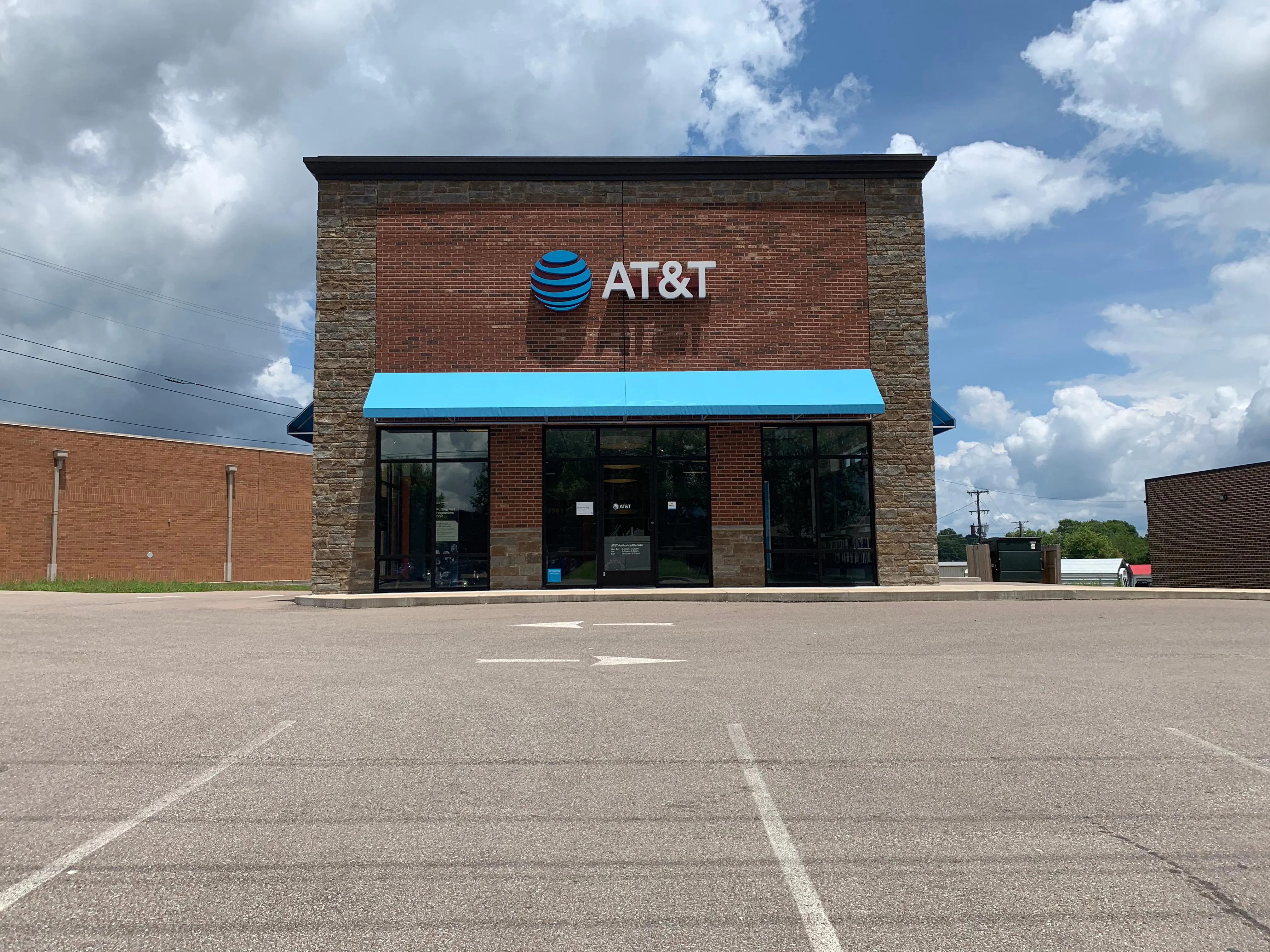 AT&T Store Paris - Mineral Wells Ave