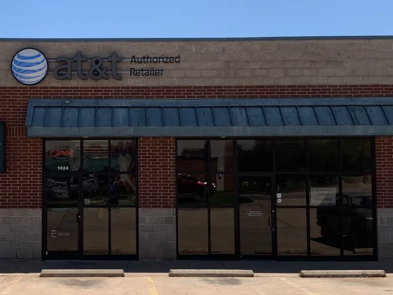 AT&T Store Guthrie - S Division St