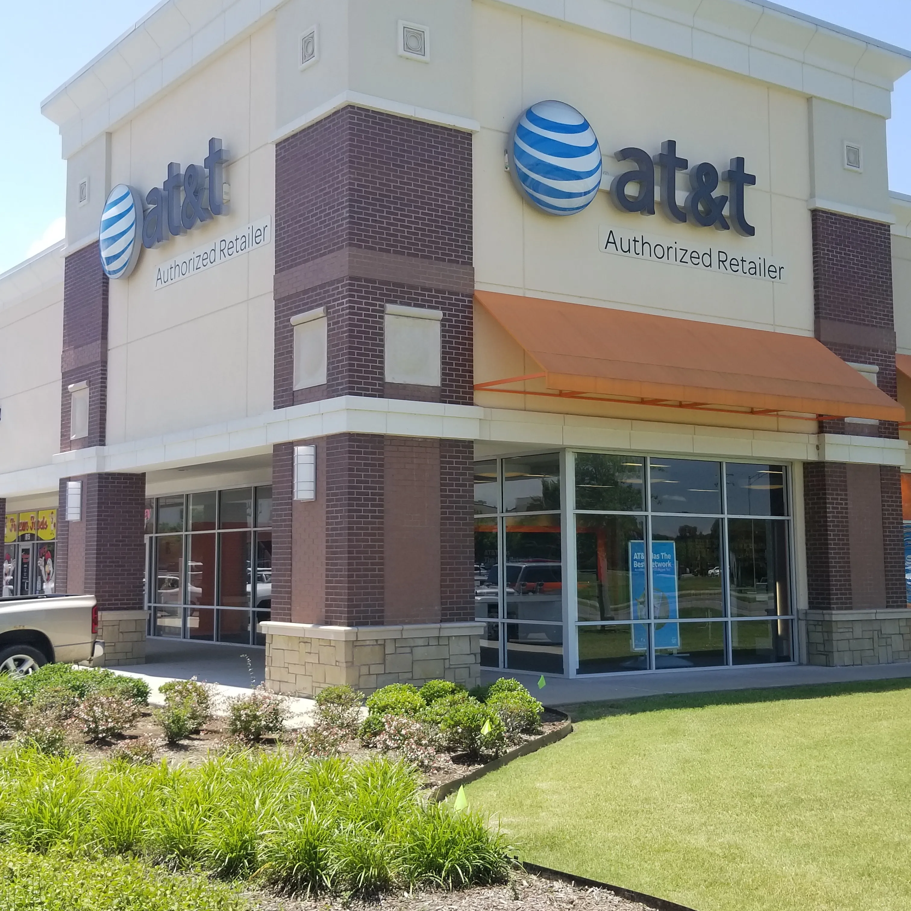AT&T Store Muskogee - Three Rivers Plaza