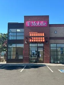 T-Mobile E Hampden Ave & I25