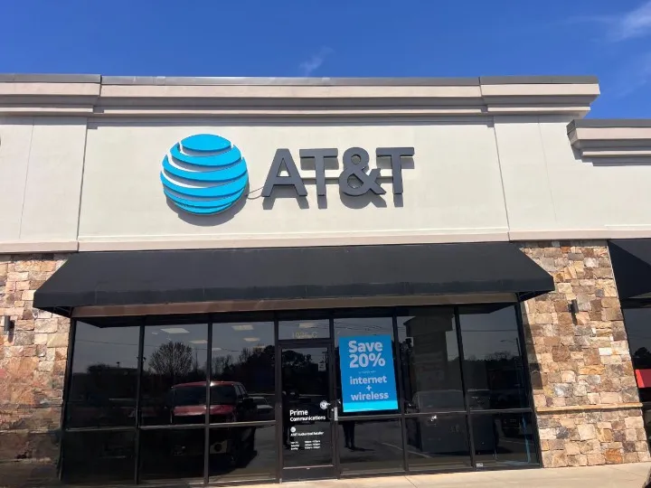 AT&T Store Seneca - Eagle Plaza