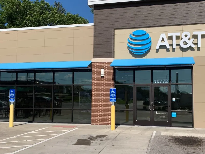 AT&T Store Saint Louis - North County Festival