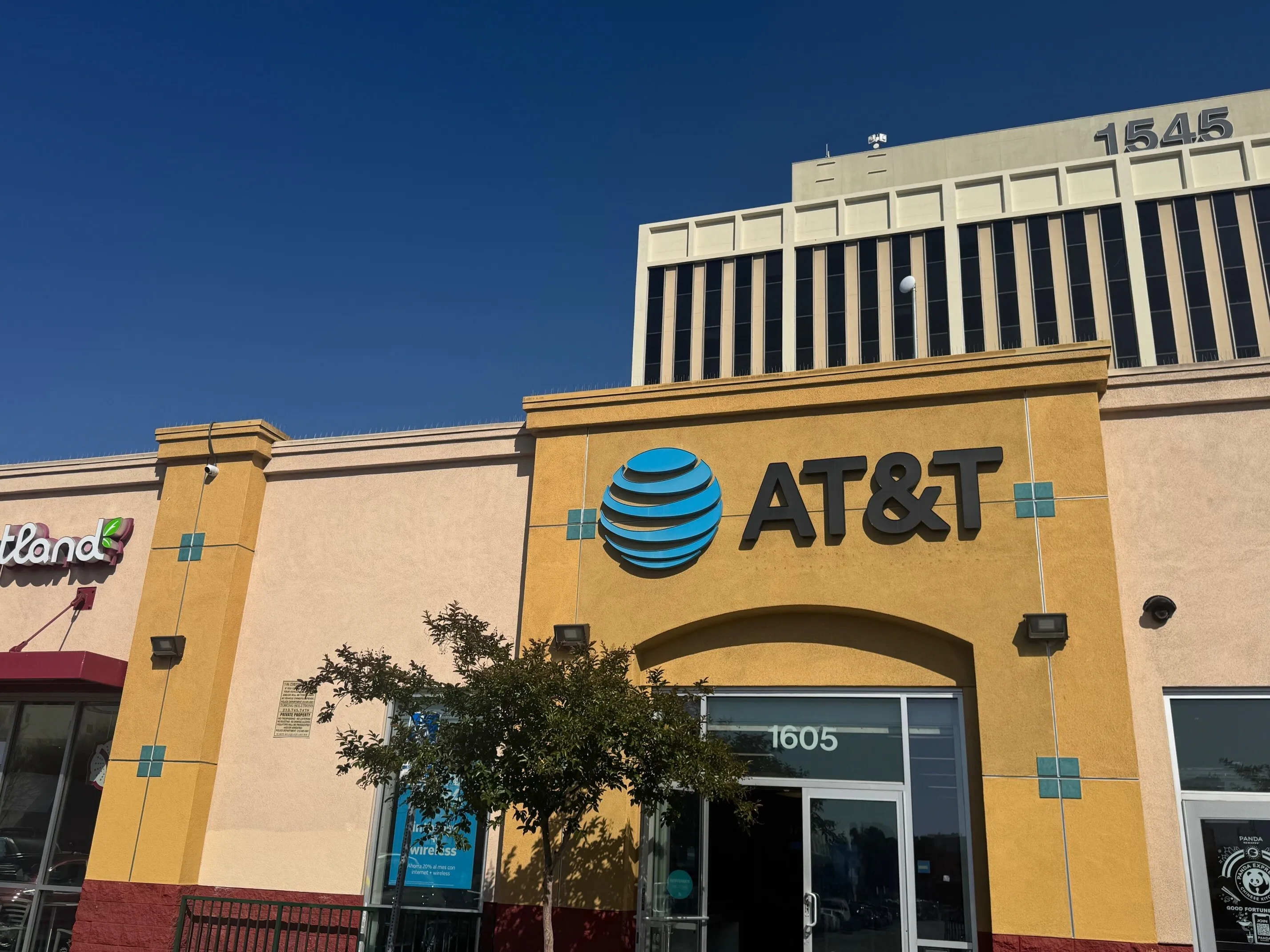 AT&T Store Los Angeles - Westlake South