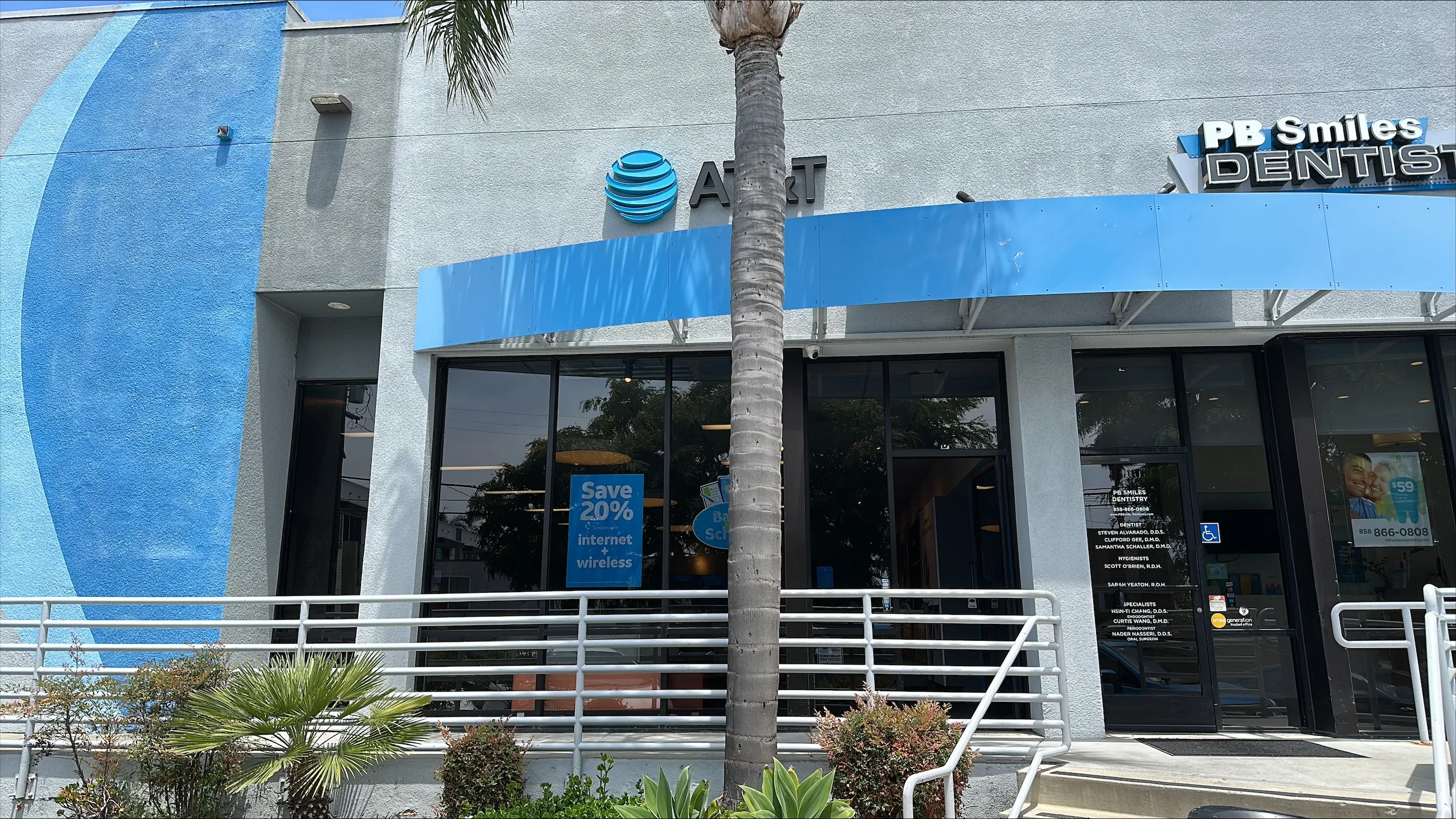 AT&T Store San Diego - Pacific Beach