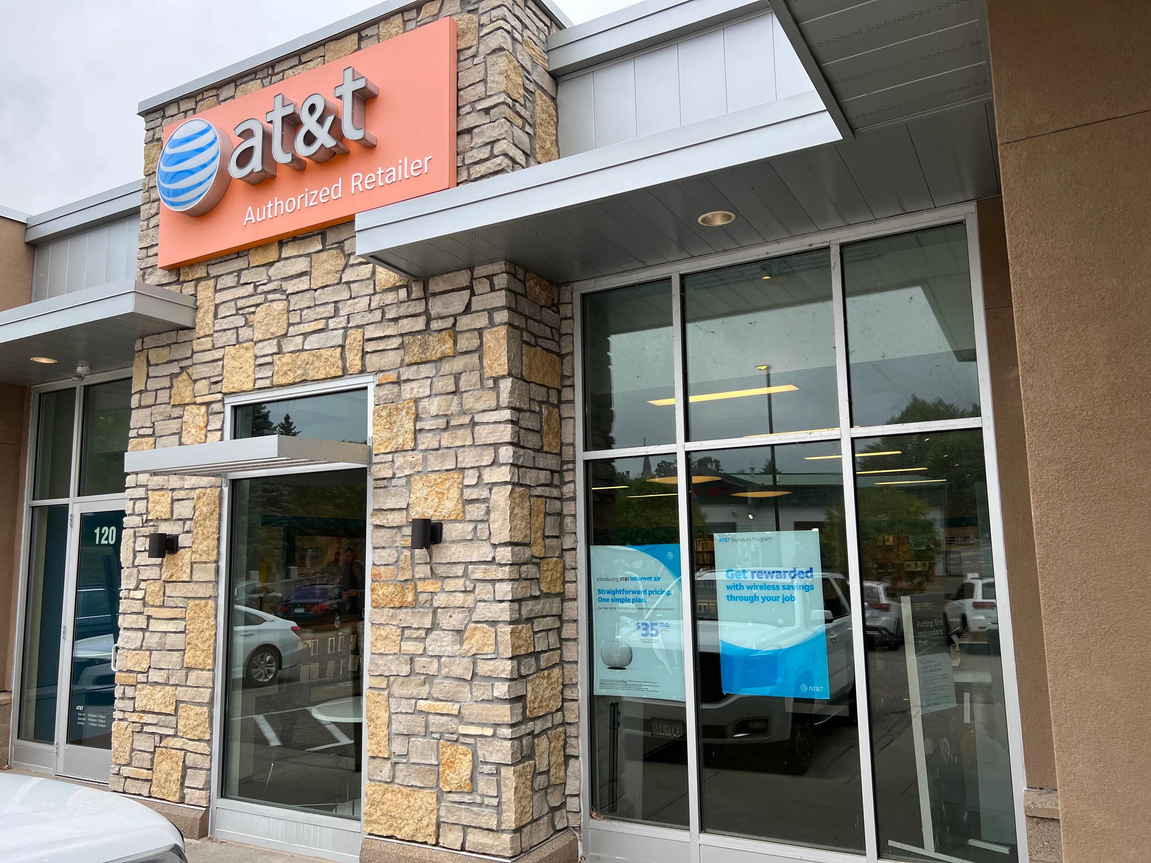 AT&T Store Chanhassen - Chanhassen