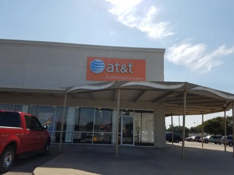 AT&T Store Waco - Wooded Acres Dr
