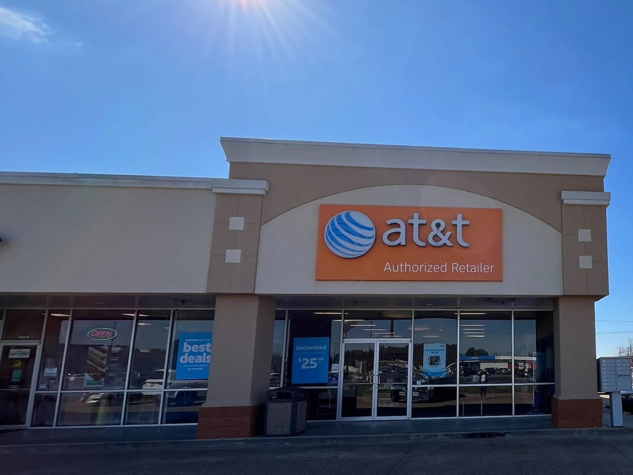 AT&T Store Crockett - Crockett Plaza