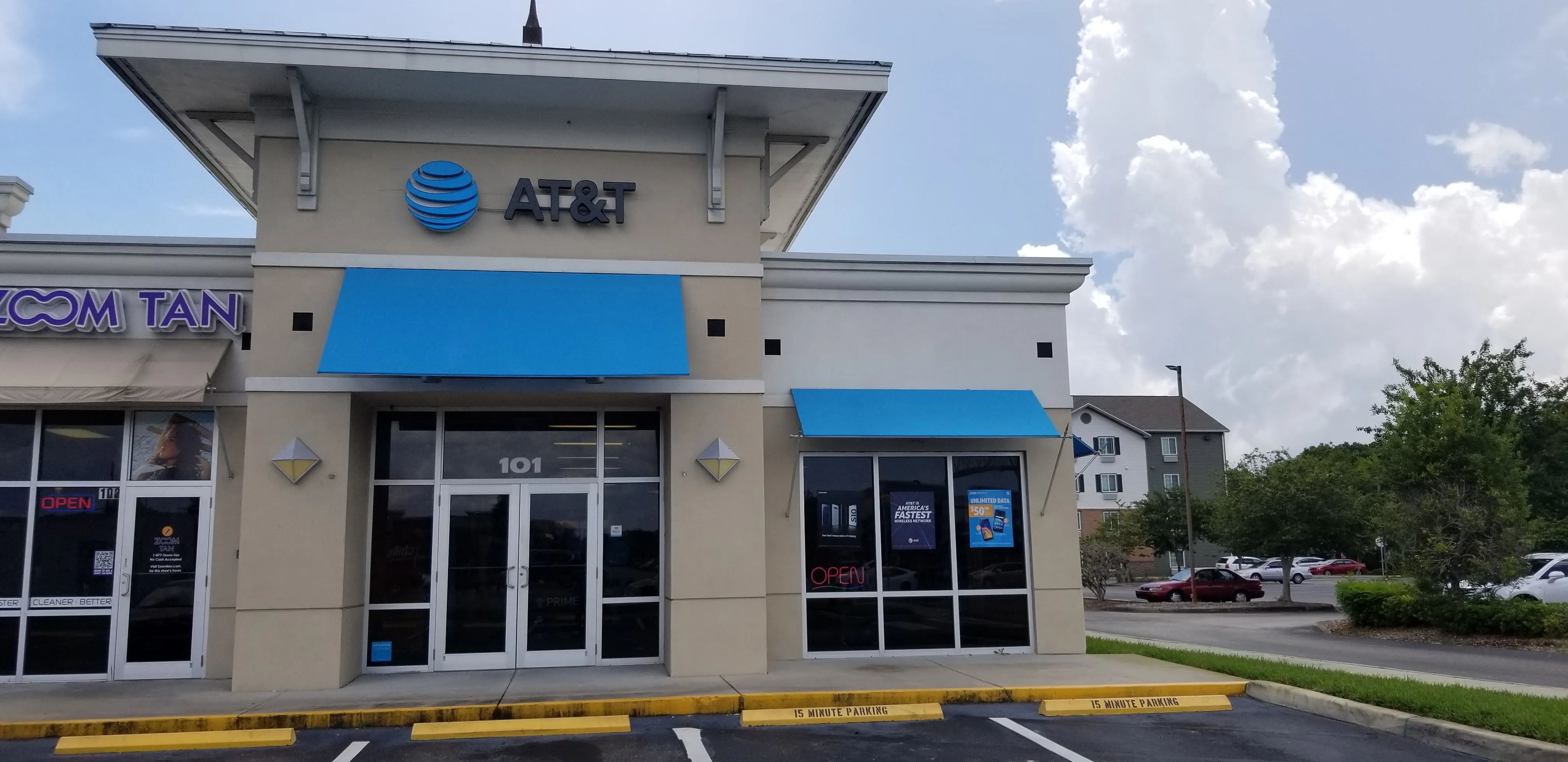 AT&T Store Clearwater - Clearwater Bay