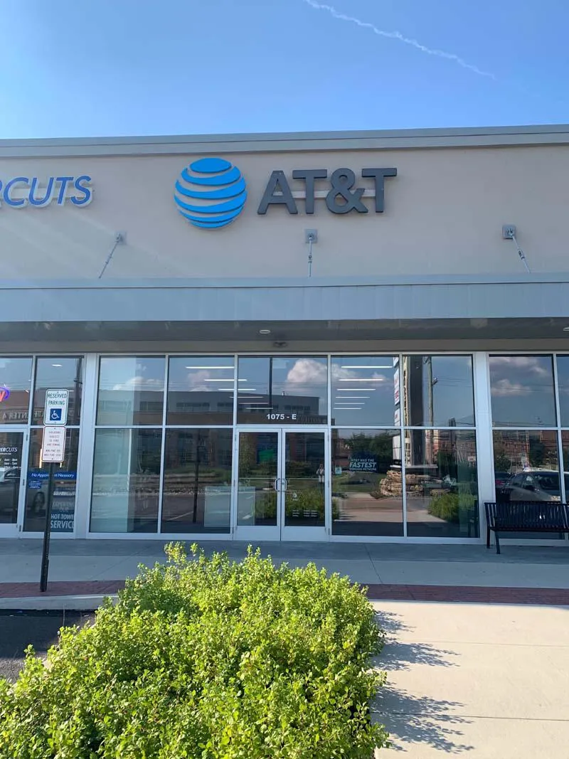 AT&T Store Media - Granite Run
