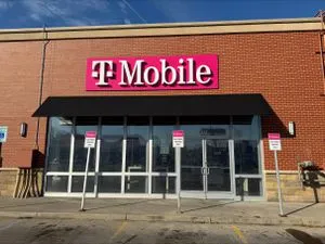 T-Mobile Vernor Highway & Dragoon St