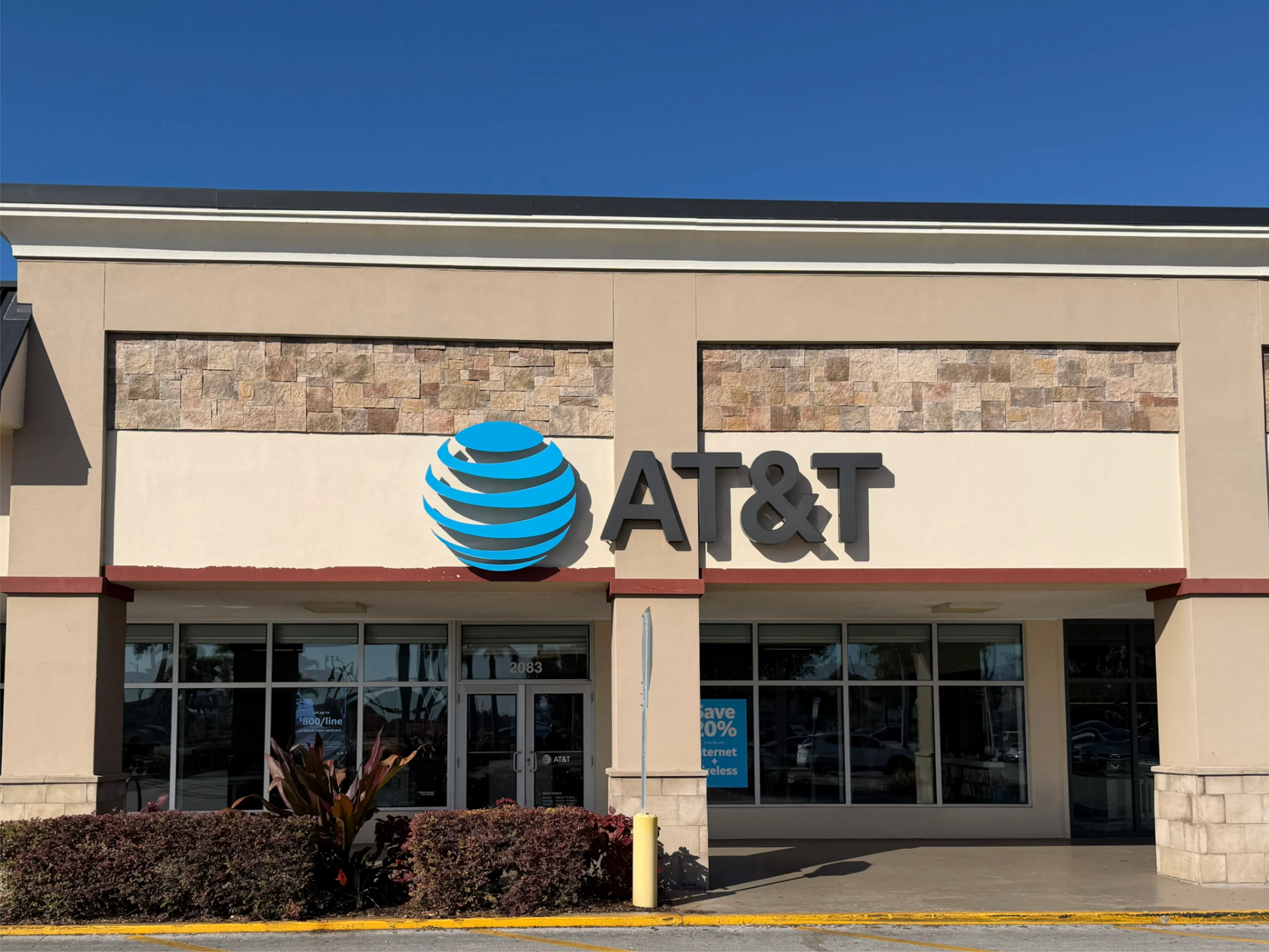 AT&T Store Naples - Naples Plaza