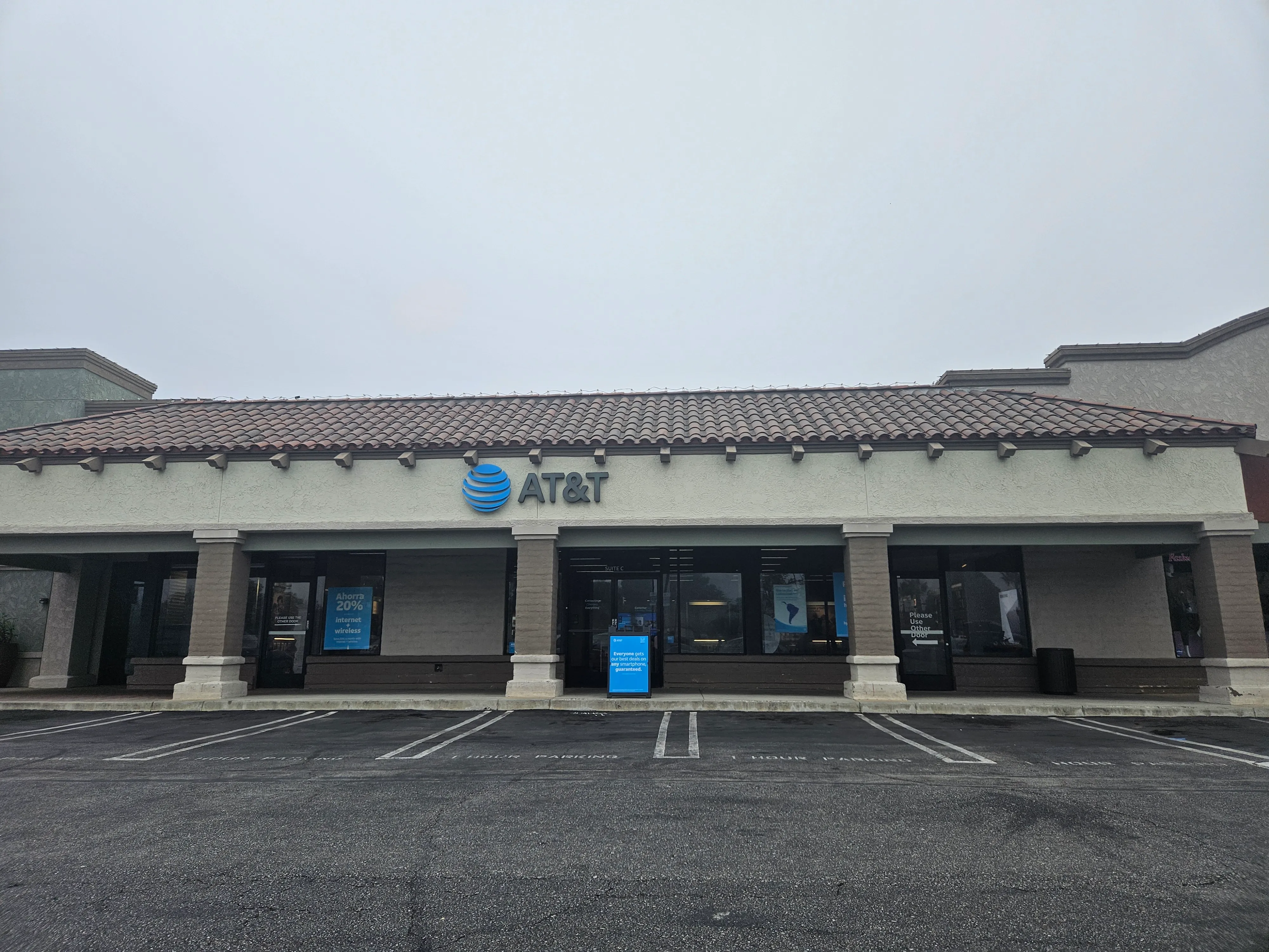 AT&T Store Paramount - Paramount Town Center West